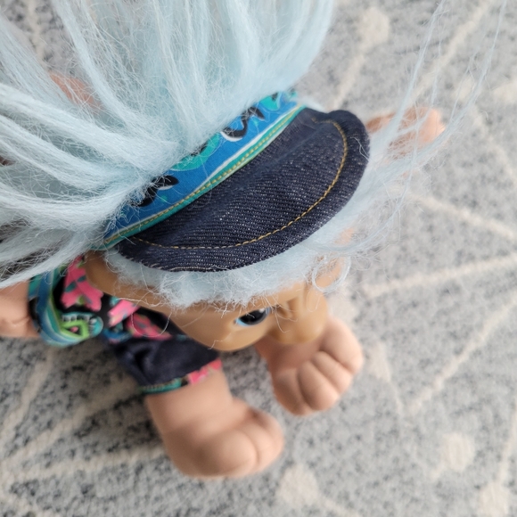 Vintage Treasure Troll doll with a gem belly button - Picture 7 of 12